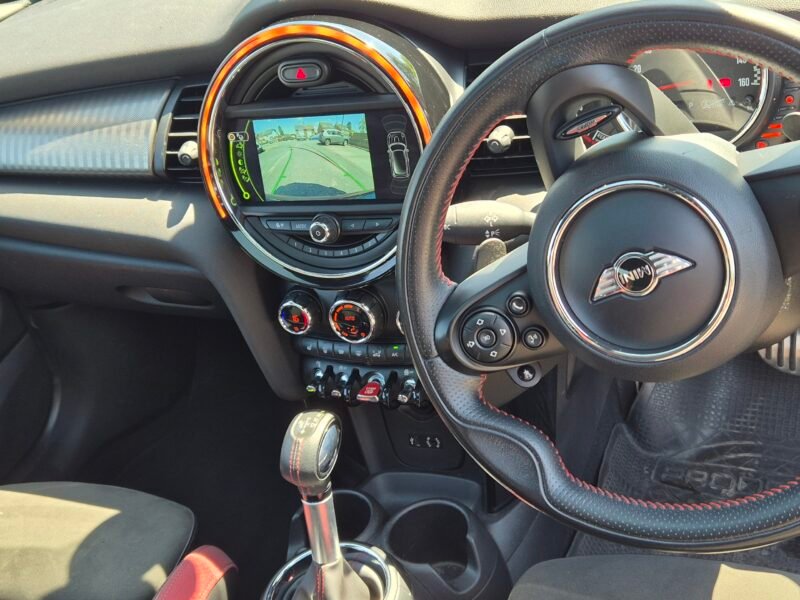 MINI Hatch 2.0 John Cooper Works Auto Euro 6 (s/s) 3dr