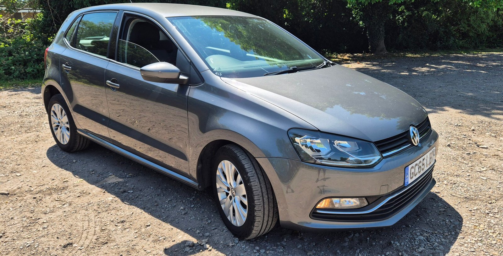 
								Volkswagen Polo 1.2 TSI bluemotion SE full									
