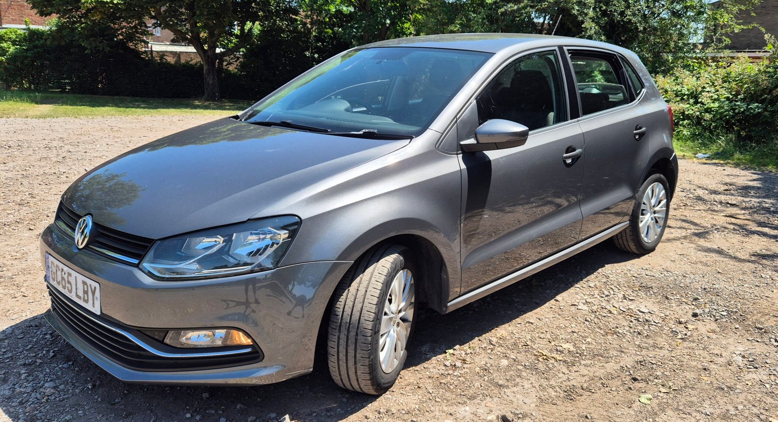 
								Volkswagen Polo 1.2 TSI bluemotion SE full									